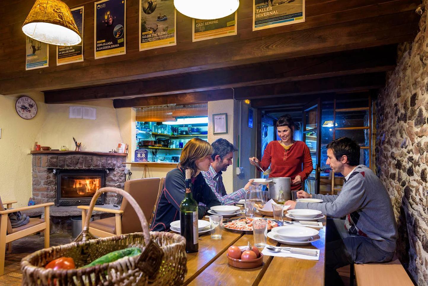 Auberge de jeunesse Refugi Rural Vall De Siarb à Llagunes Extérieur photo