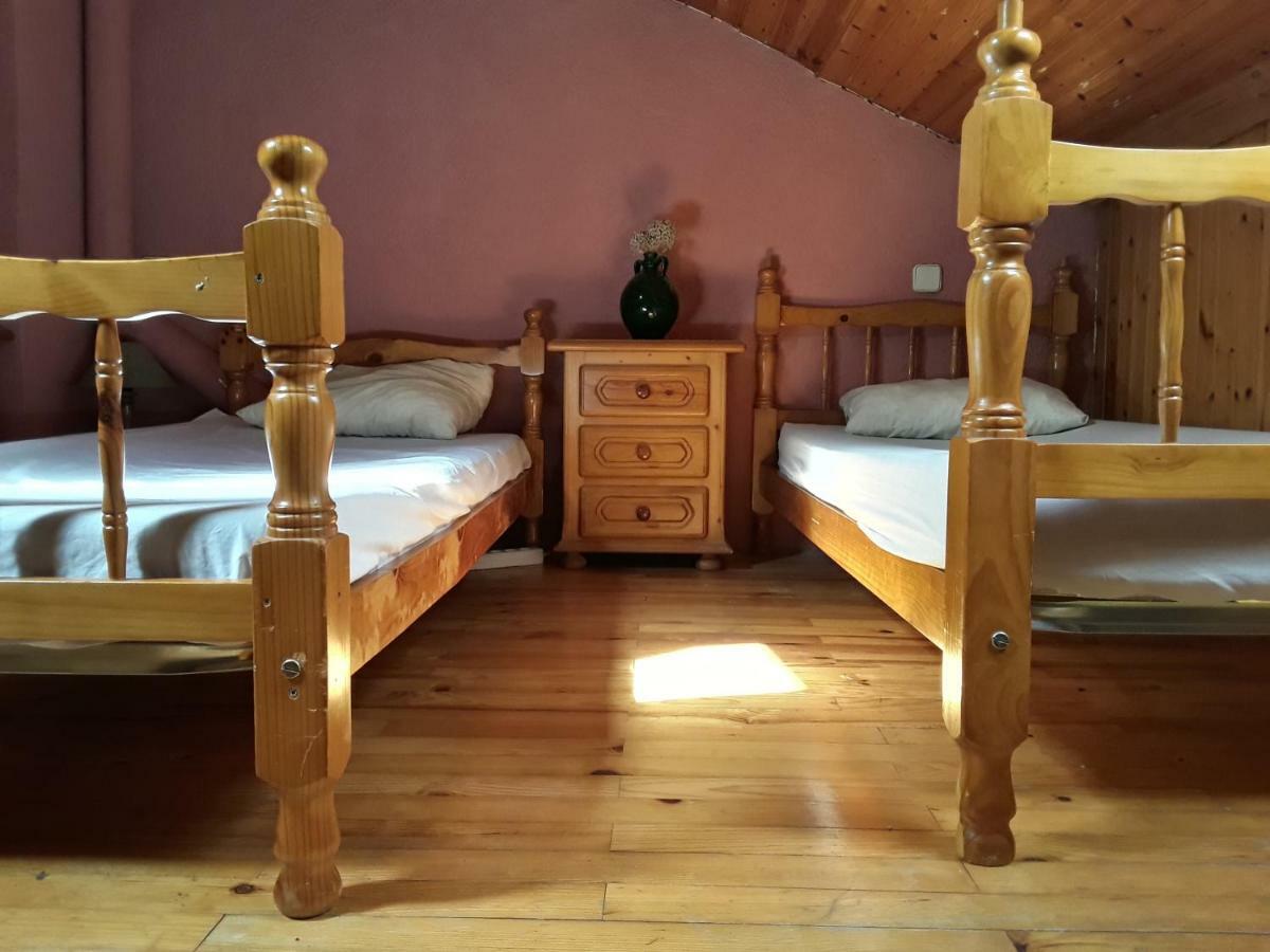 Auberge de jeunesse Refugi Rural Vall De Siarb à Llagunes Extérieur photo